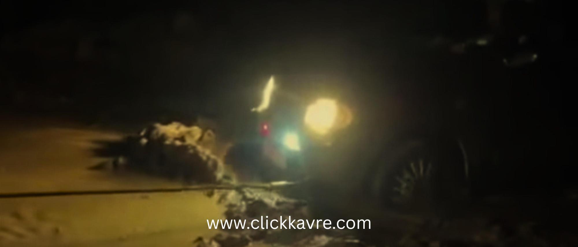 रोशी खोलामा बाढीमा फसेका ७ जनाकाे उद्धार हुँदै