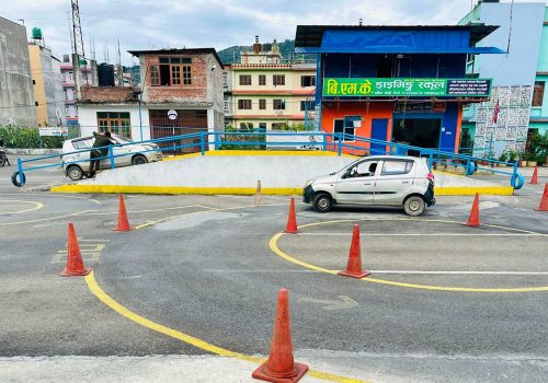 विश्वकर्मा पूजाको अवसरमा BMK ड्राइभिङ स्कुलले विशेष कार्यक्रम गर्दै